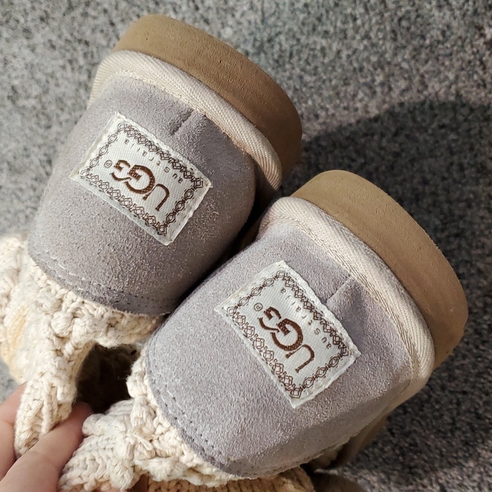 Ugg Australia Women 5879 Sweater Cardi Short Ankle Shoes boots sz 8 - Picture 4 of 6